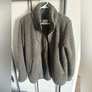 Abercrombie & Fitch women’s  Sherpa Jacket - Olive